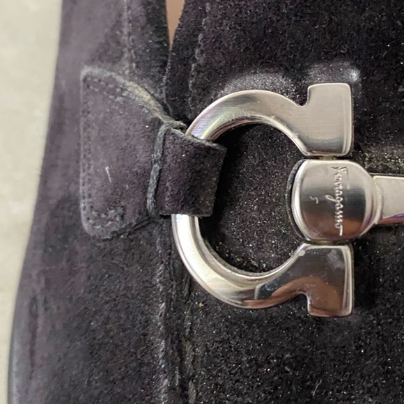 Ferragamo Suede Italian Loafer Size 10E (Wide) - Picture 3 of 6